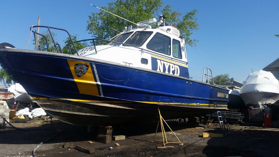Dustless Mobile Blasting of Clarksville marine project 3